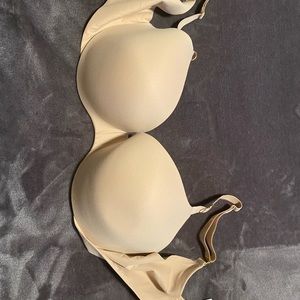 Victoria’s Secret bra